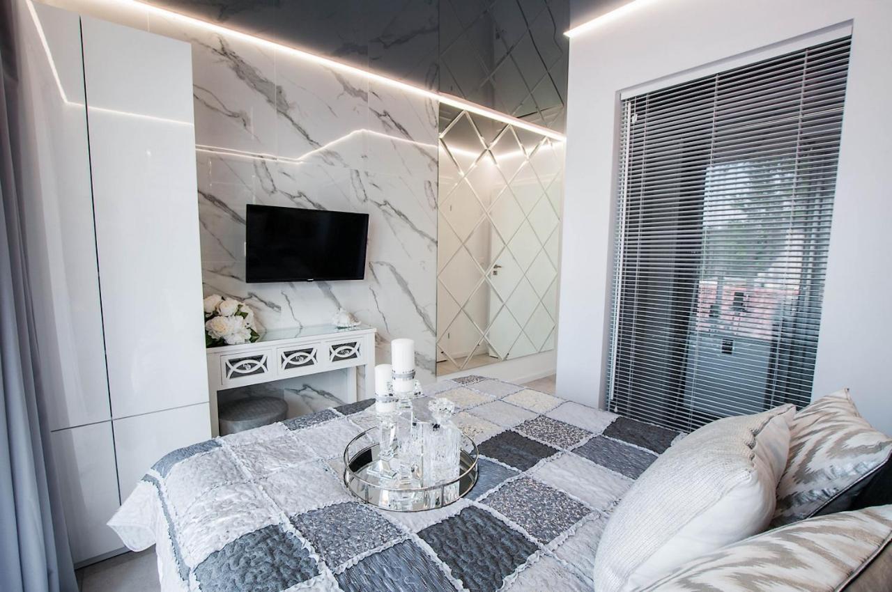 Orkan Rooms&Restaurant Мєлно Екстер'єр фото
